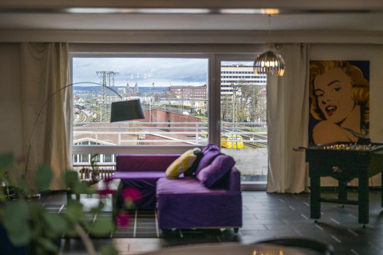 Pop Art Loft Ueber Den Daechern Von Koblenz Koblenz  Exterior foto